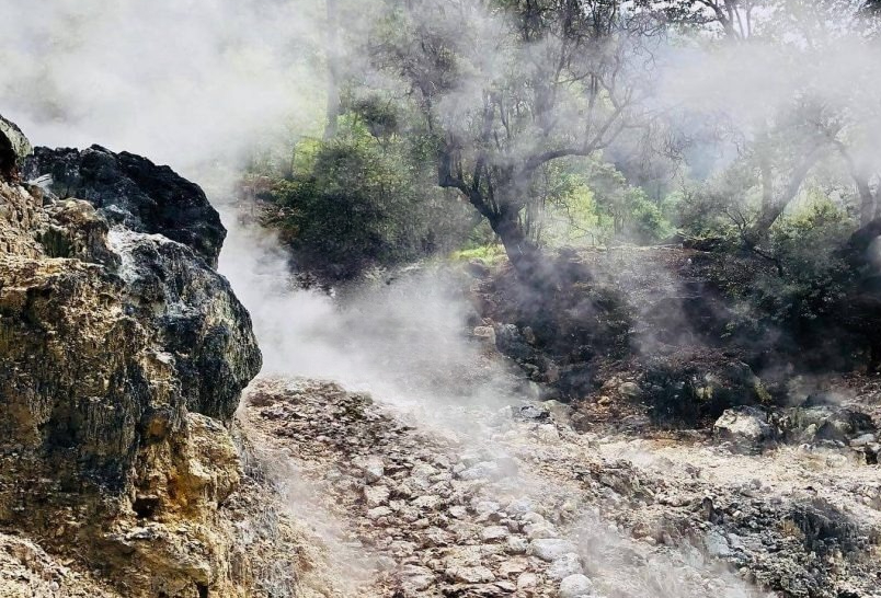 Wisata Alam di Bandung Kawah Cibuni Rengganis Bandung Menikmati Relaksasi Mengusir Stres