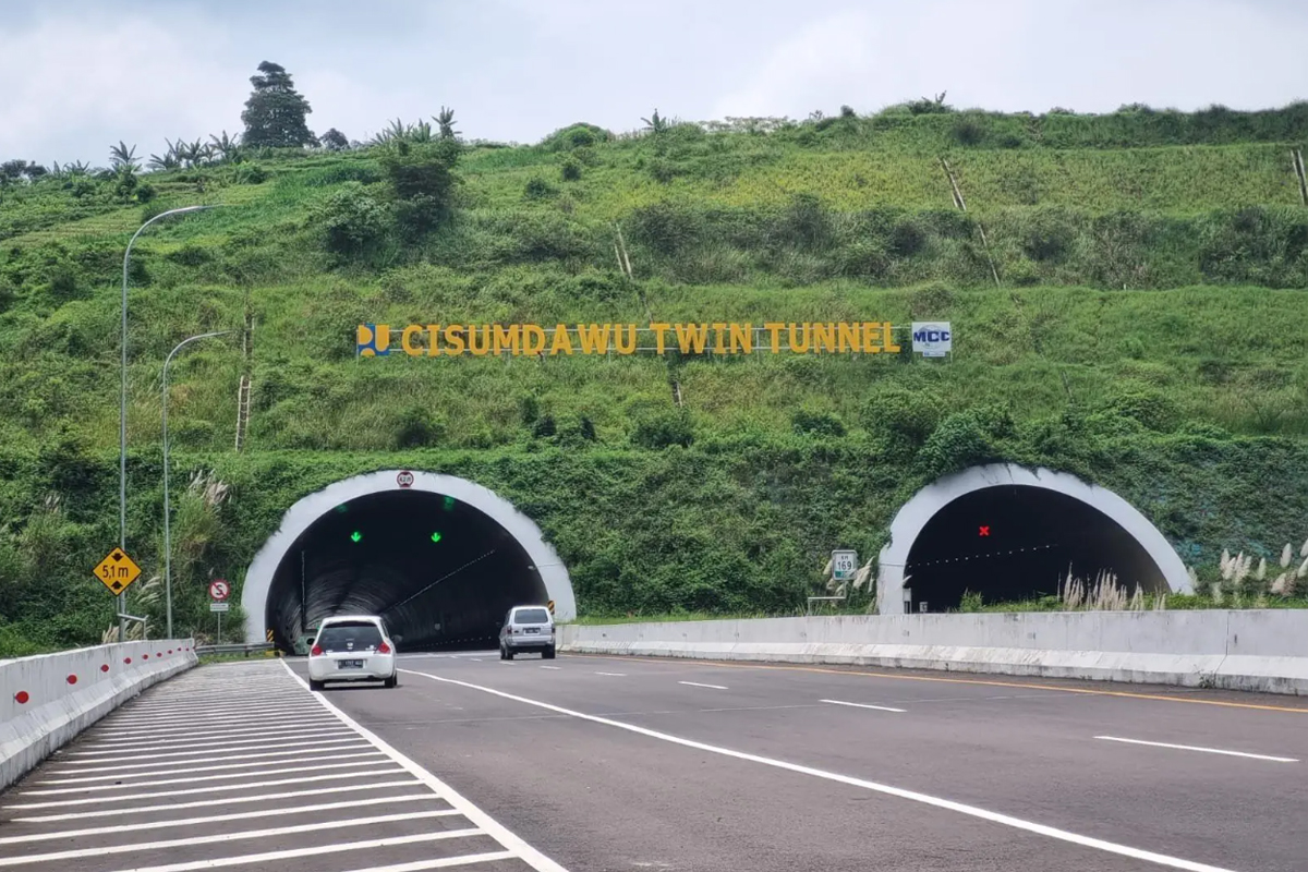 Komponen Keselamatan di Terowongan Kembar Terpanjang di Indonesia, Rute Darurat Keluar Twin Tunnel