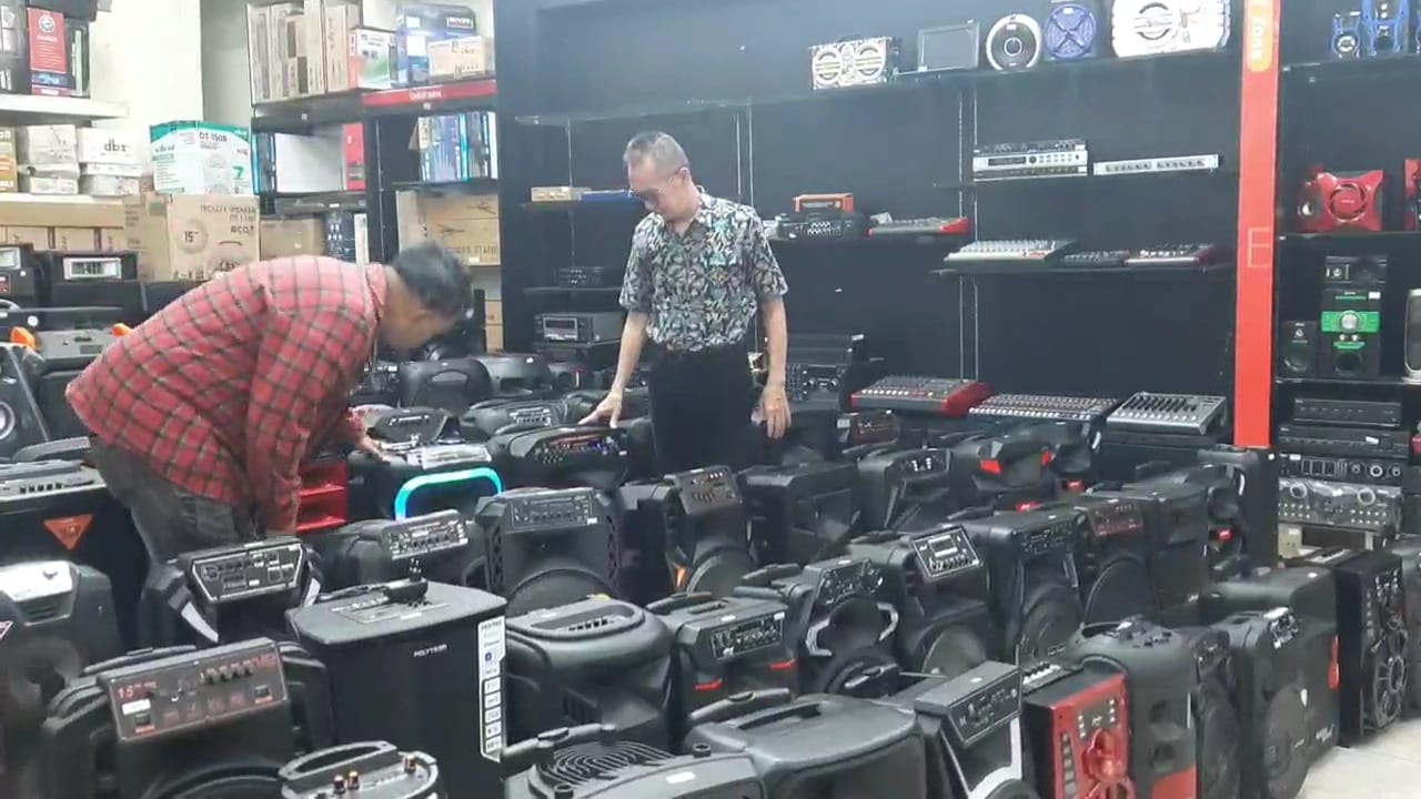 Lonjakan Permintaan Speaker Portable di Kota Tasikmalaya saat HUT RI Ke-79