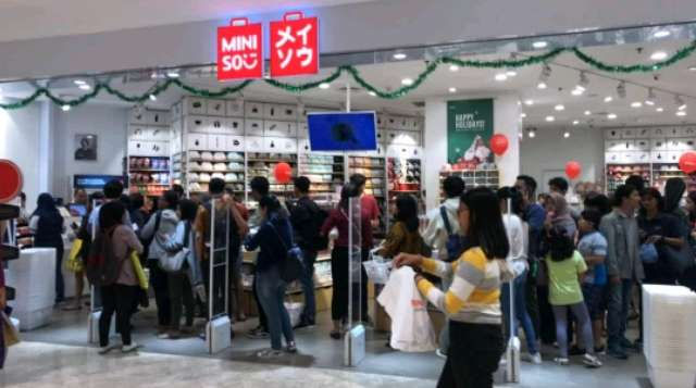 Miniso Indonesia Buka Lowongan Kerja untuk Lulusan SMA, Cek Posisi dan Kualifikasinya