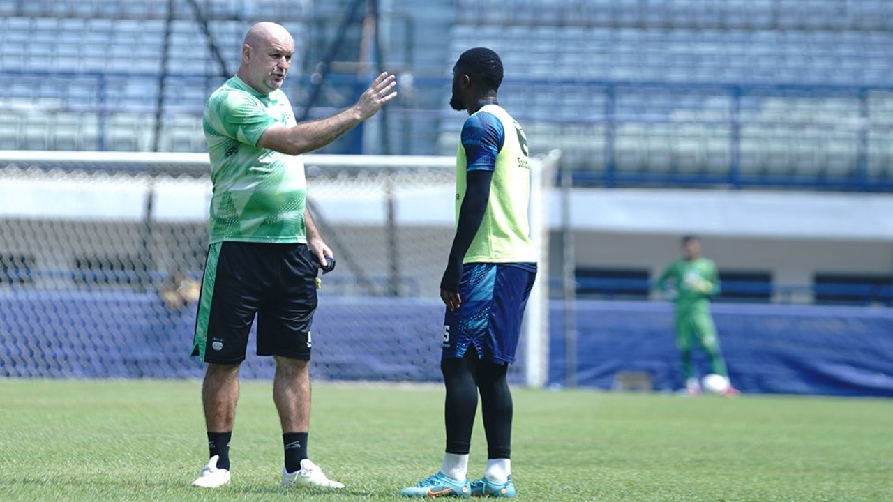 Kesan Bojan Hodak Soal Levi Madinda saat Masih Berseragam Persib Bandung dan Berbaju Barito Putera