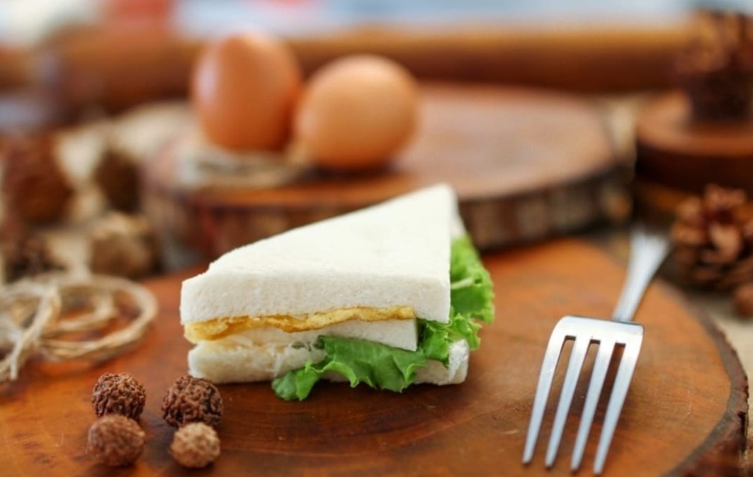 Resep Telur Sandwich Salad ala Lemona Bakery, Ide Simpel untuk Sarapan