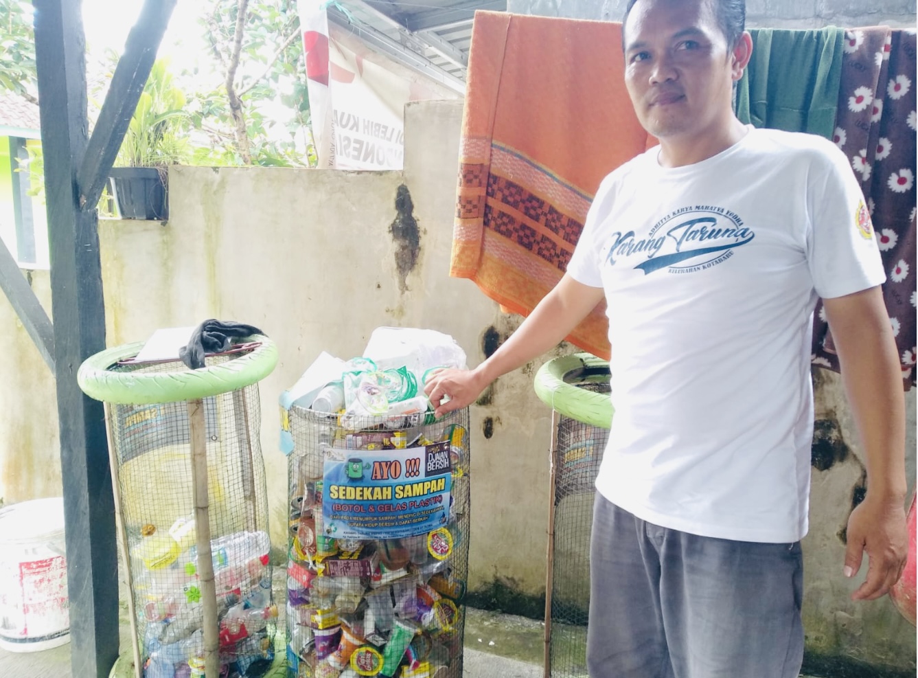 Warga Pasir Ipis Kotabaru Tasikmalaya Sedekah Sampah, Bank Sampah Sediakan Keranjang Per 50 Meter