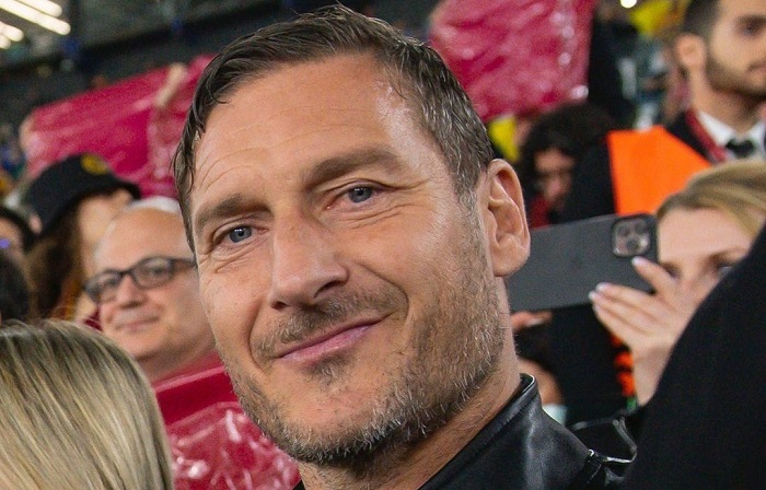 Francesco Totti Mengaku Tak Ingin Menjadi Pelatih Seperti De Rossi: Itu Tidak Pernah Terlintas dalam Pikiranku