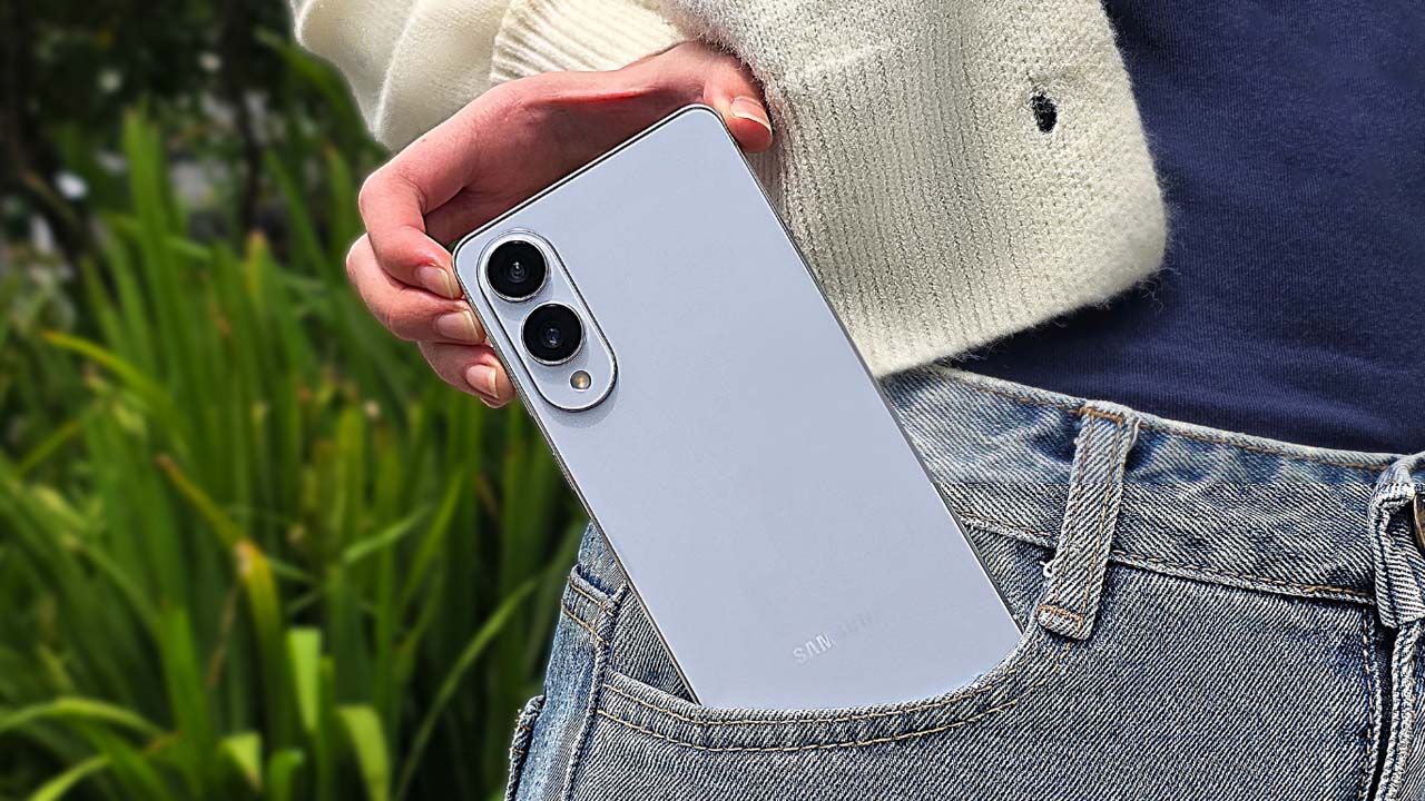 Samsung Galaxy S25 Edge, HP Ramping, Tangguh, Penuh Gaya dengan Kamera Pro 200MP