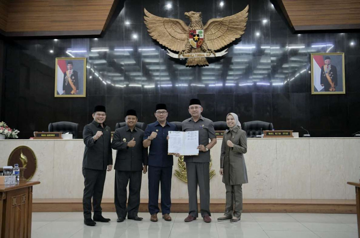 DPRD Jabar Usulkan Pemberhentian Ridwan Kamil, Cek Faktanya