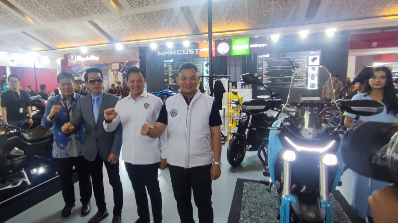 Benelli Perkenalkan Moge Harga Terjangkau, Morbidelli T502X dan Benda LFC 700 Pro