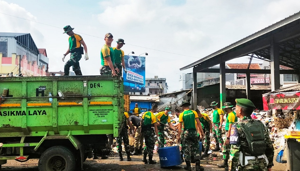 Satgas Tasik Resik Terus Bergerak, TPS Sukalaya Belakang MP Bersih dari Sampah yang Menggunung