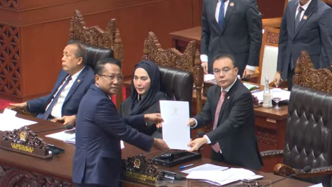 DPR Sahkan UU Polri Baru, Penyandang Disabilitas Kini Berpeluang Menjadi Anggota Polri