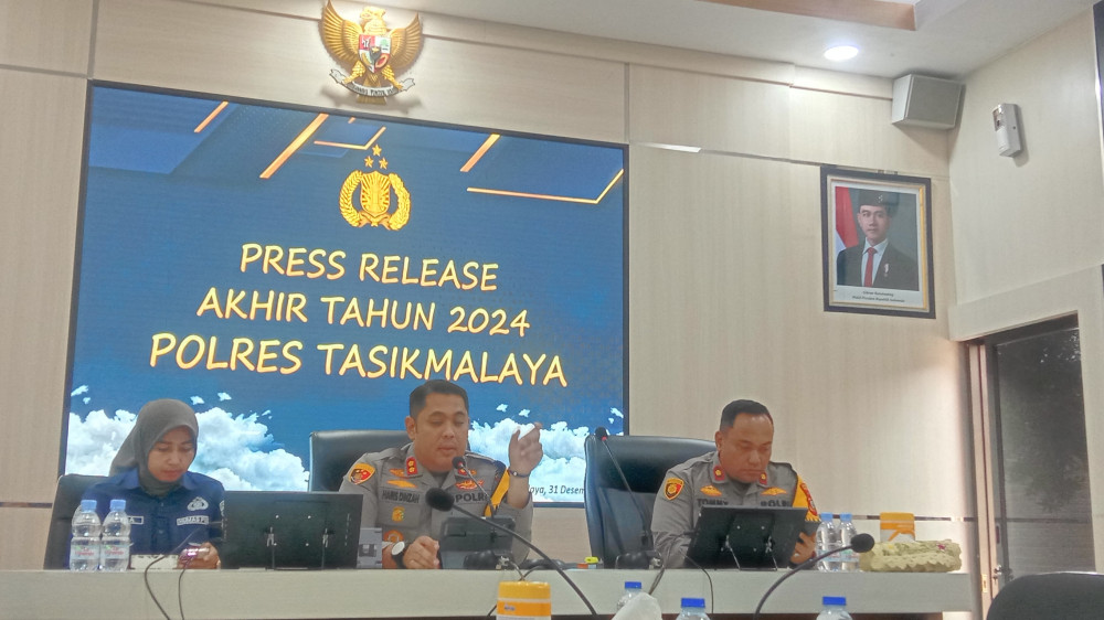 Polres Tasikmalaya Larang Perayaan Kembang Api Malam Tahun Baru 2025  