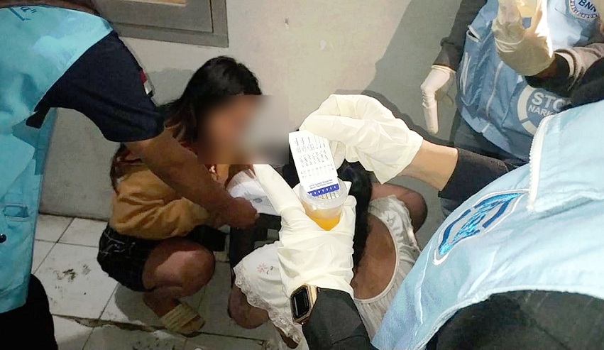 BNN dan Satpol PP Sasar Penghuni Kosan di Pusat Kota Tasikmalaya Jalani Tes Urine Mendadak