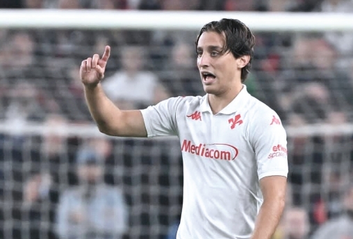 AS Roma Pasti Menyesal: Edoardo Bove Bawa Fiorentina Raih 9 Kemenangan