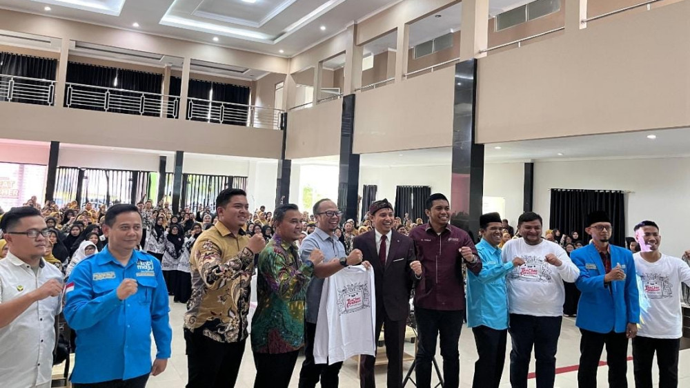 Viman Ajak Guru Kota Tasikmalaya Jadi Inspirator dan Penggerak Perubahan