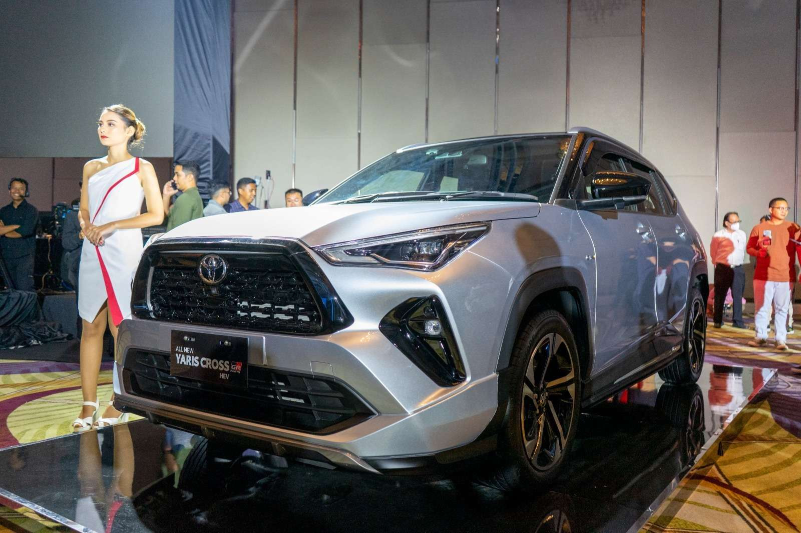 KEREN ABIS All New Yaris Cross Resmi Dikenalkan dengan Spesifikasi Oke dan Harga Terjangkau