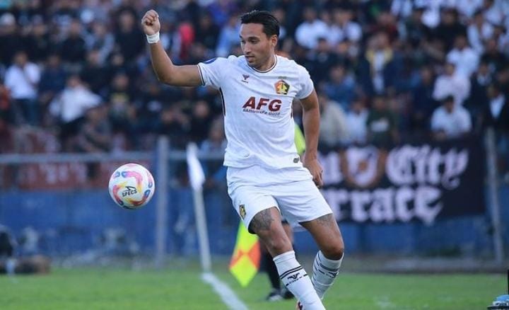 Jelang Lawan PSS Sleman, Marcelo Rospide Komentari Debut Ezra Walian Bersama Persik Kediri, Bobotoh Membela