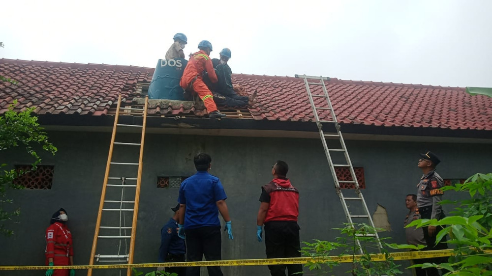Mayat Dalam Toren Air Gegerkan Warga Singaparna, Pria Asal Tasikmalaya Diduga Tewas Saat Perbaiki Pompa