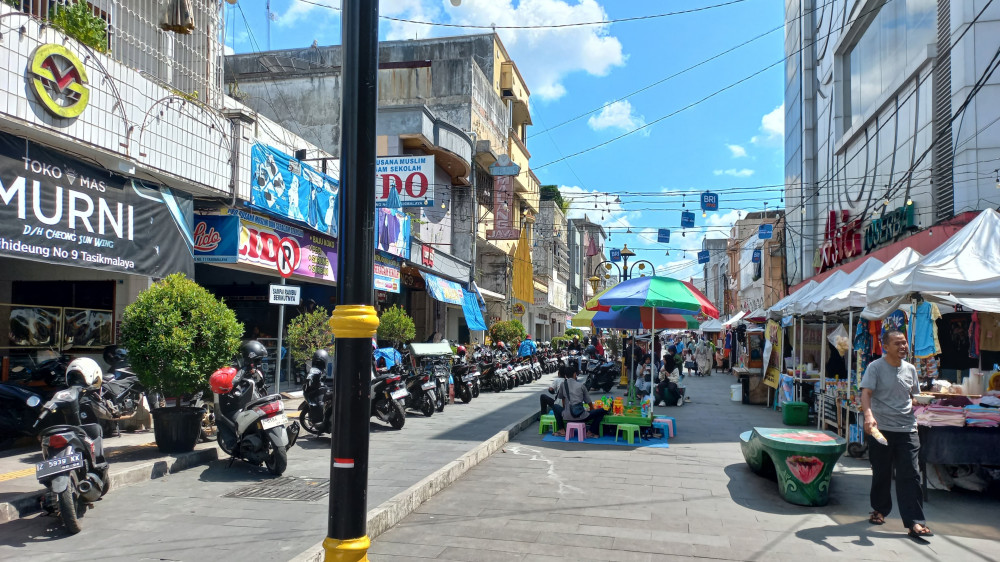 Pedestrian Cihideung Kota Tasikmalaya Dipakai Kopdar Komunitas Motor, Penertiban Dilakukan Sesekali 