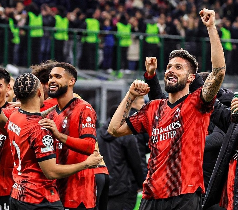 Kalahkan PSG 2-1, Stefano Pioli: 'AC Milan Bukanlah Sekumpulan Orang Bodoh'