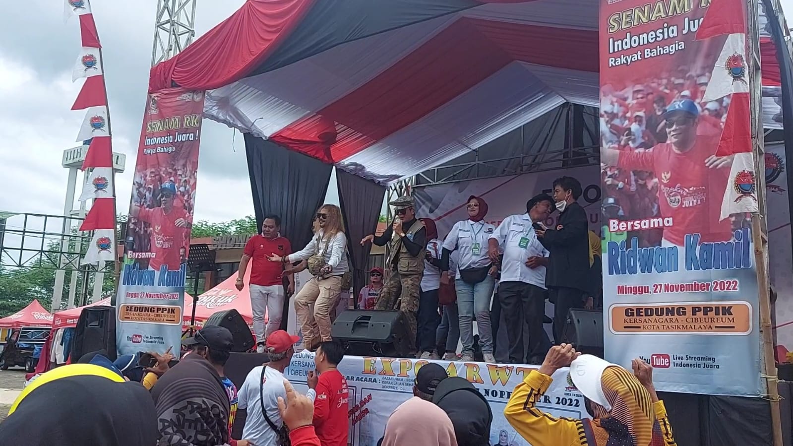 Warga Doakan Ridwan Kamil Jadi Presiden, Senam RK dan Jalan Sehat Diikuti Ribuan Emak-emak