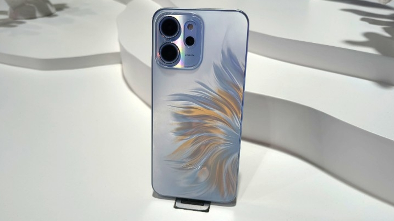 Harga dan Spesifikasi Oppo Reno 14 Series di Indonesia: Perpaduan Teknologi dan Gaya Fashion Anak Muda