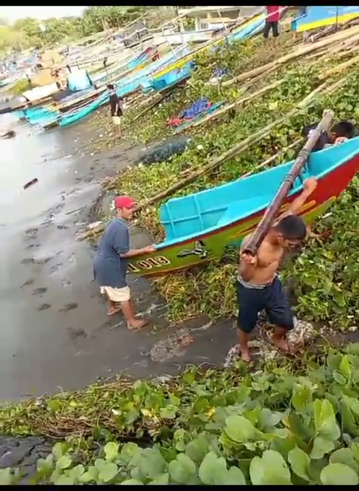 Lagi, Perahu Nelayan Pamayangsari Tasikmalaya Rusak Dihantam Ombak
