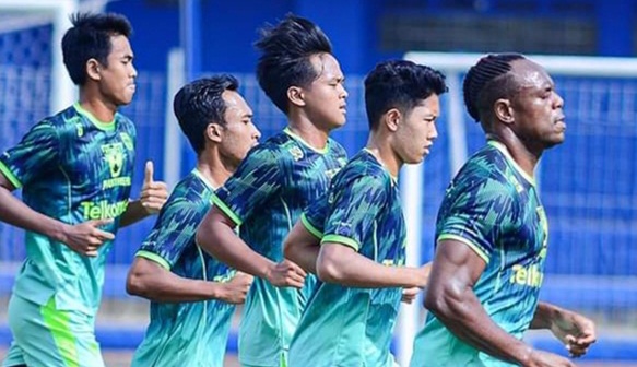 Skuad Persib Bandung Tetap Terus Berlatih, Meskipun Kompetisi Liga 1 dan 2 serta 3 Dihentikan Sementara Waktu