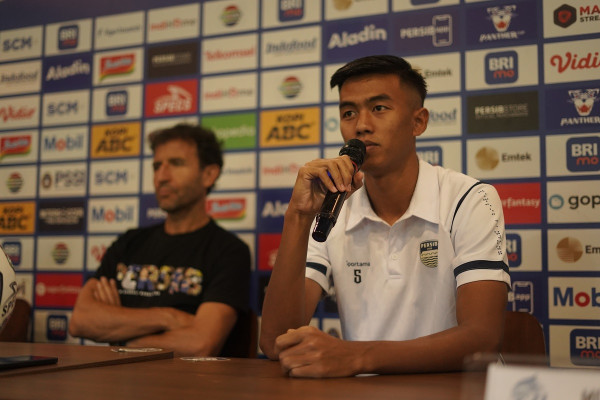 JANJI Bek Muda Persib Sungguh Menenangkan, Dia Tak Gentar Hadapi Bhayangkara FC yang Sedang Bagus