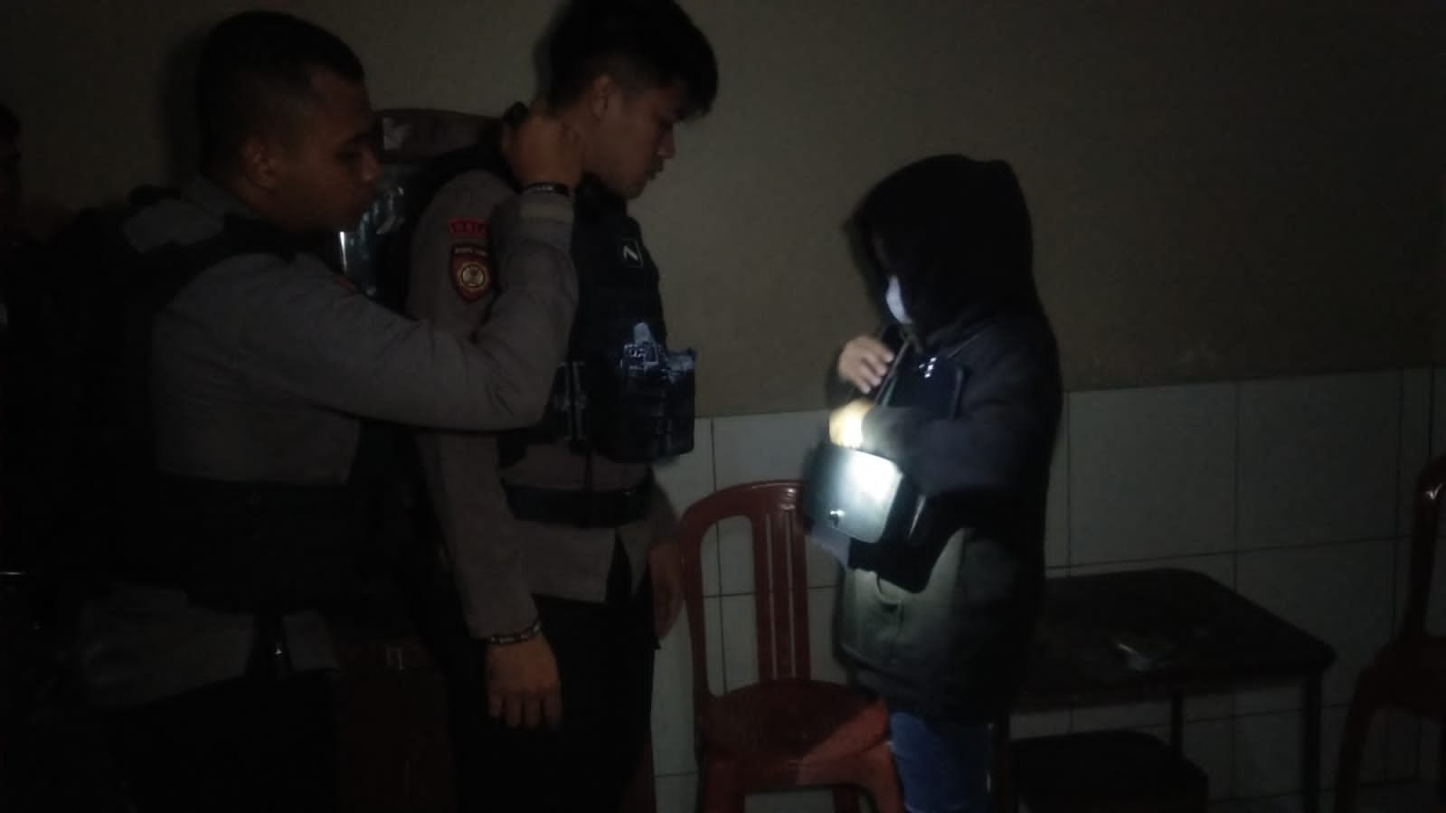 Hindari Razia Polisi, Seorang Perempuan Tasikmalaya Sembunyi di Kamar Mandi Hotel