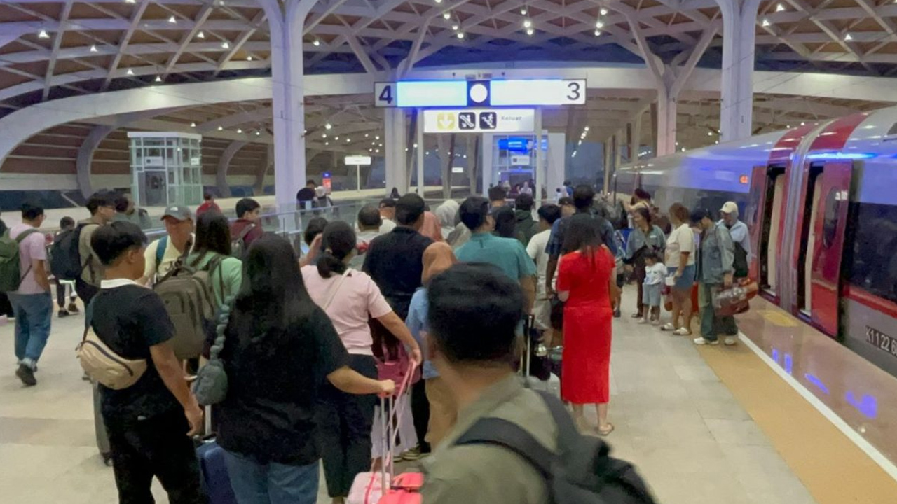 23 Destinasi Wisata di Bandung dan Sekitarnya Dapat Promo Whoosh, Liburan Akhir Pekan Jadi Lebih Hemat