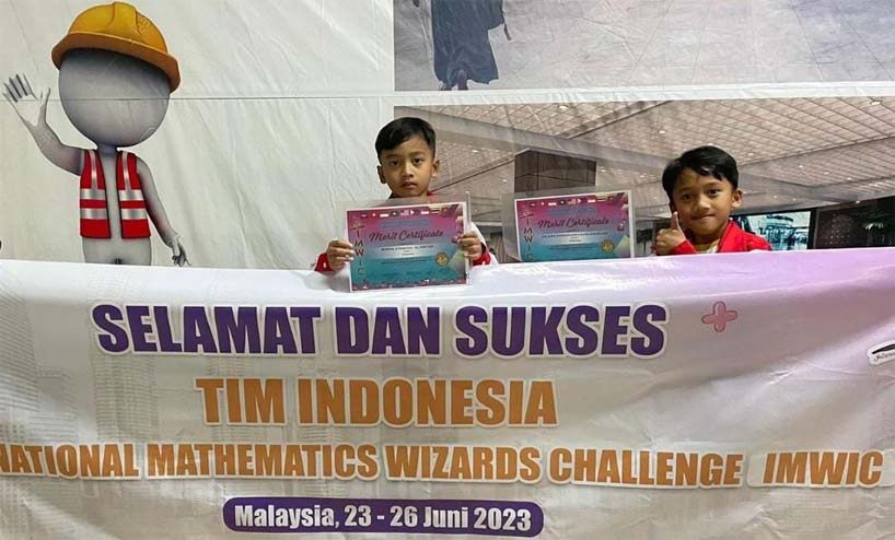 MEMBANGGAKAN 2 Siswa SDIT Kota Banjar Ukir Prestasi di IMWiC 2023 Malaysia