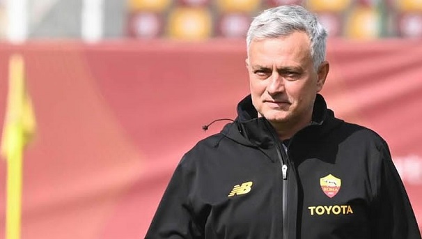 Direktur PSG Negoisasikan Kepindahan Jose Mourinho dari AS Roma