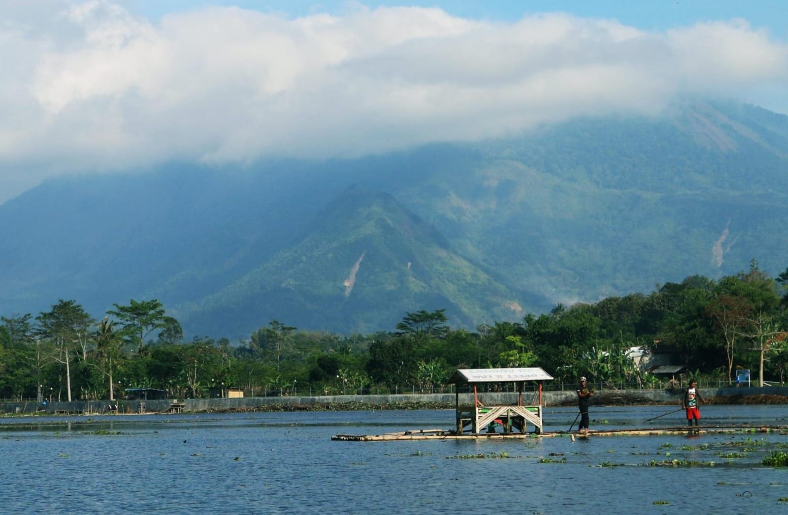 WAH ADA Destinasi Wisata Kelas Dunia di Jawa Barat, Ini Keindahan Situ Bagendit yang Ada di Kabupaten Garut