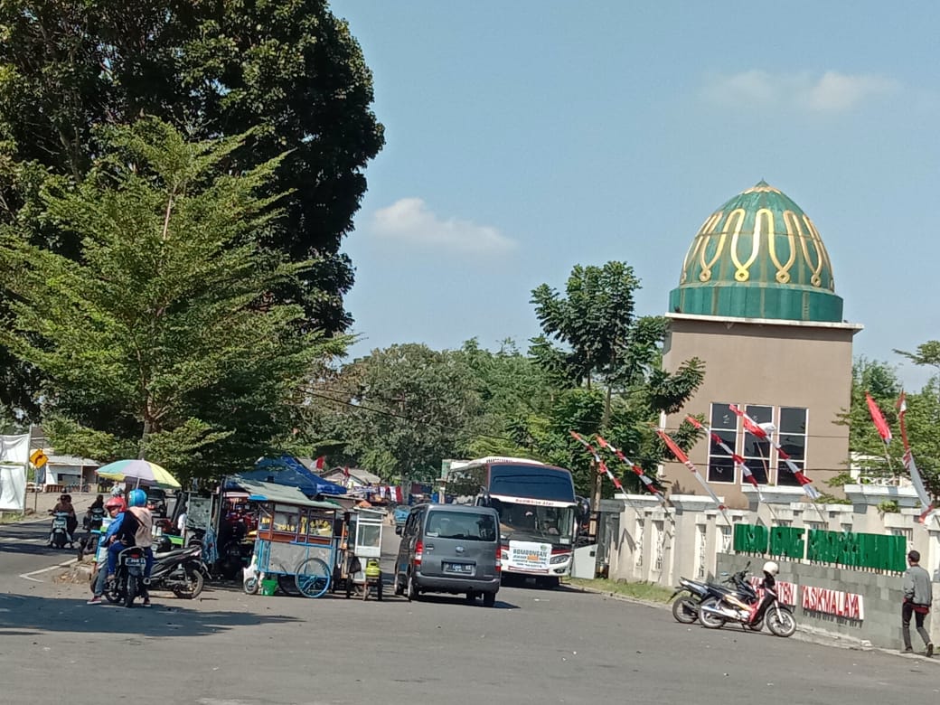 Siap-Siap, PKL Taman Alun-Alun Tasikmalaya dan Depan Masjid Agung Akan Ditertibkan