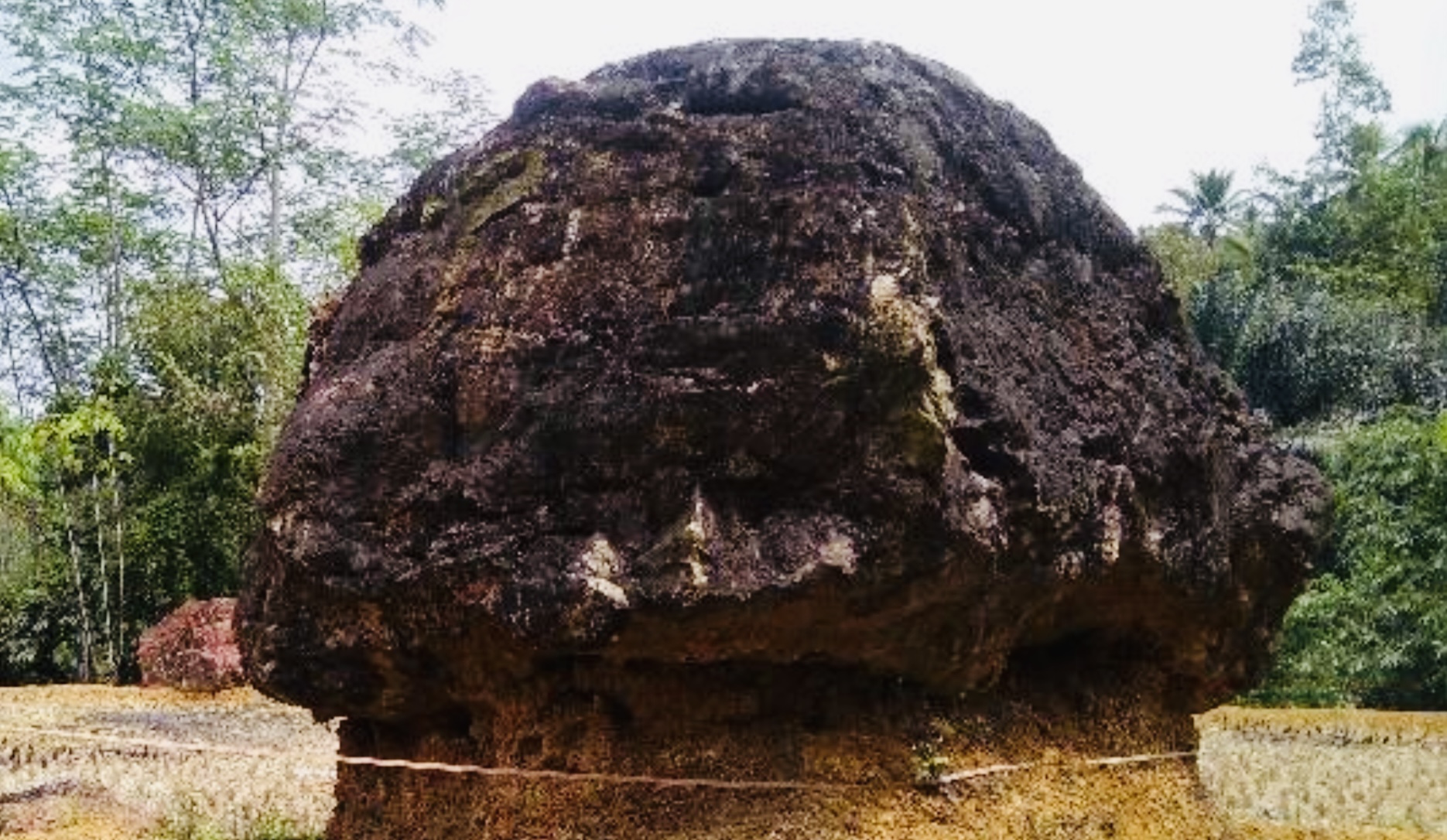‘Harta Karun’ dari Tasikmalaya Punya Kadar Setara Batu Mulia, Lokasi Ini Disebut Kerajaan Batu Mulia