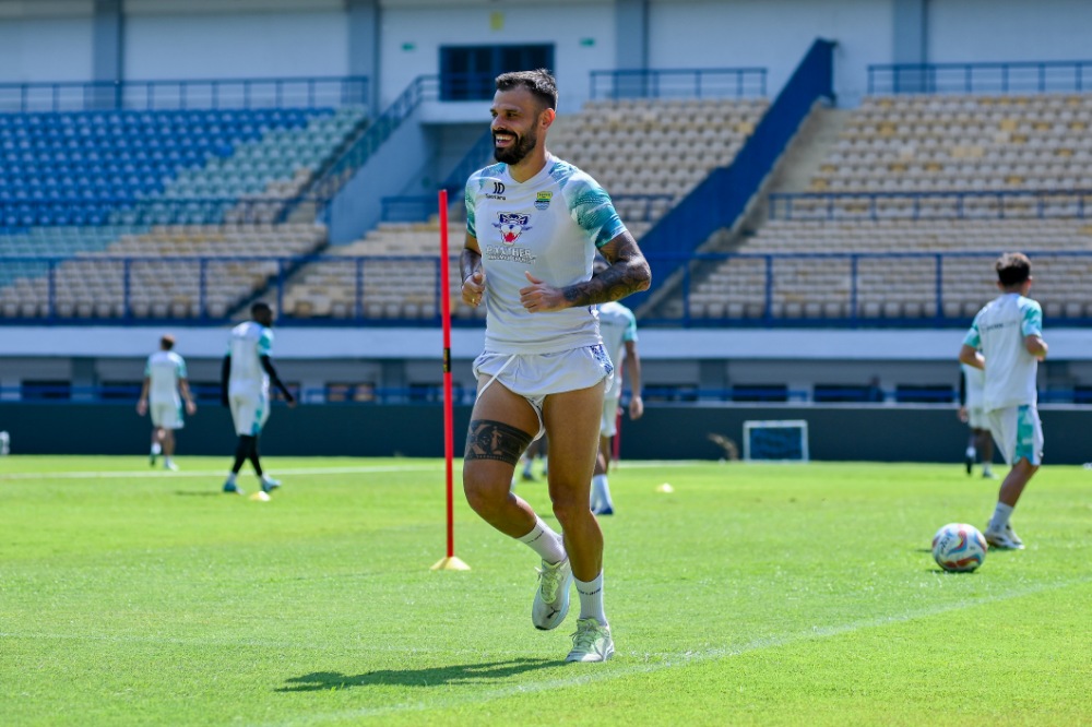 Tyronne del Pino Blak-Blakan Gabung Persib Lagi, Termasuk Hubungannya dengan Bojan Hodak