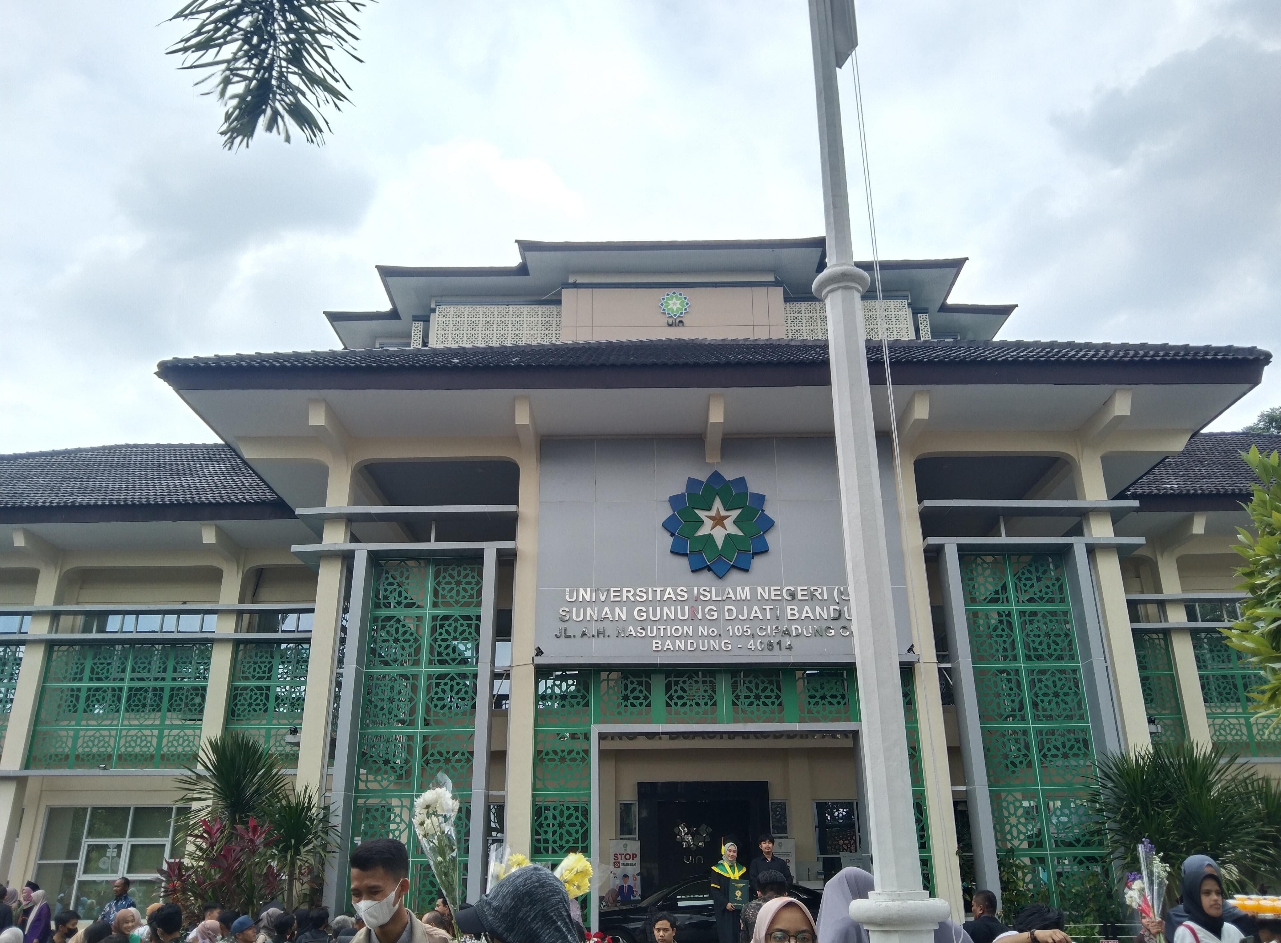 Bisa Jalur SNBP dan SNBT, Ini Perguruan Tinggi Negeri di Jawa Barat yang Banyak Diminati Calon Mahasiswa Baru