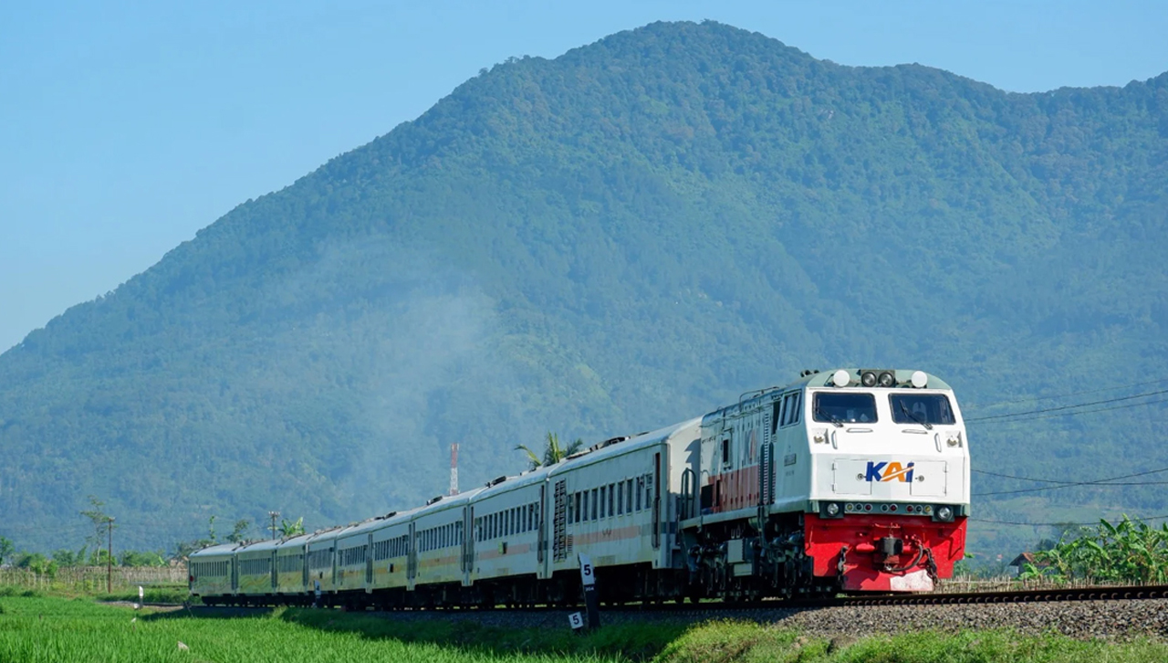 Diskon Tiket Kereta 50 Persen untuk Direct Train Tujuan Jawa Tengah, Cek Jadwal Keberangkatan