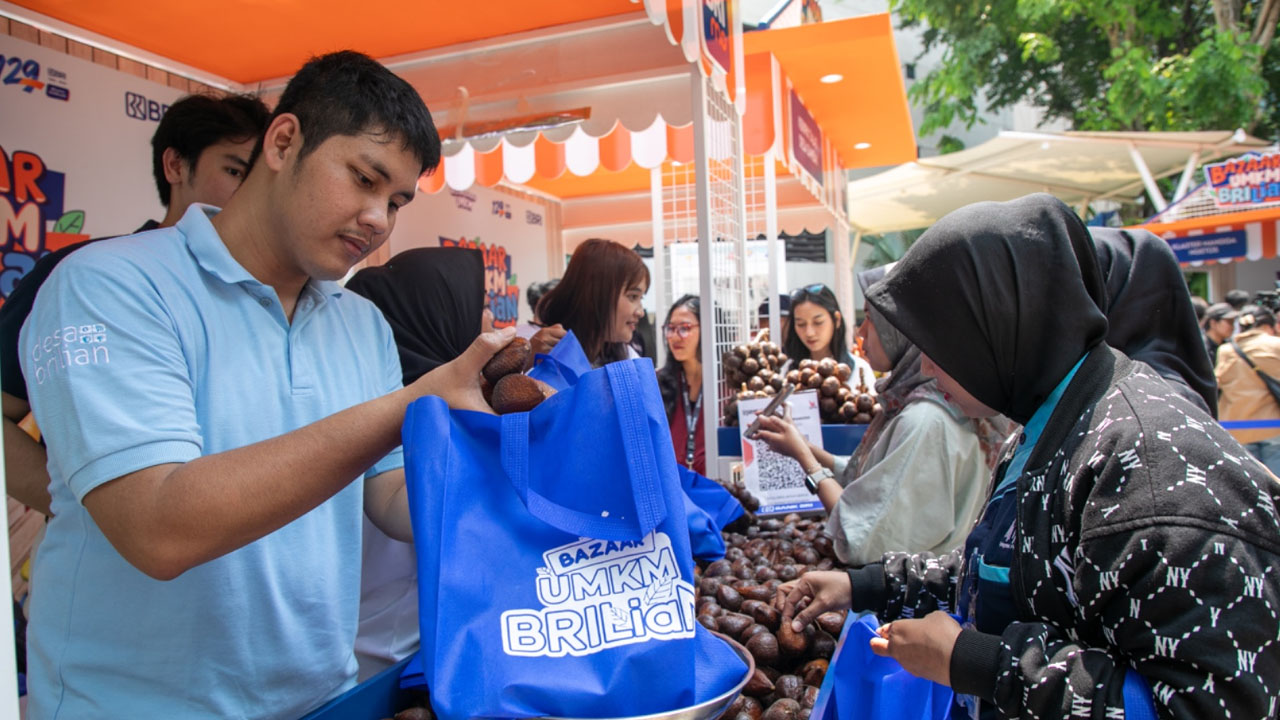 Diberdayakan BRI, Bisnis Klaster Petani Salak Ini Melejit!