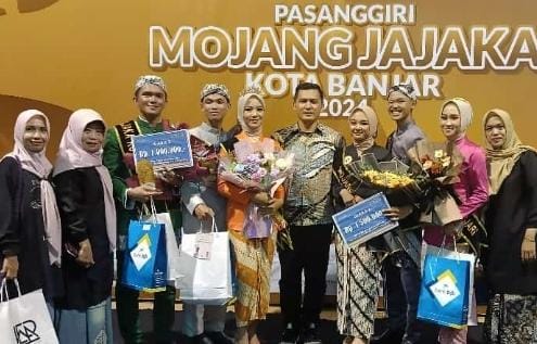 Keren, SMAN 3 Banjar Raih Juara Umum Pasanggiri Mojang Jajaka Kota Banjar 2024