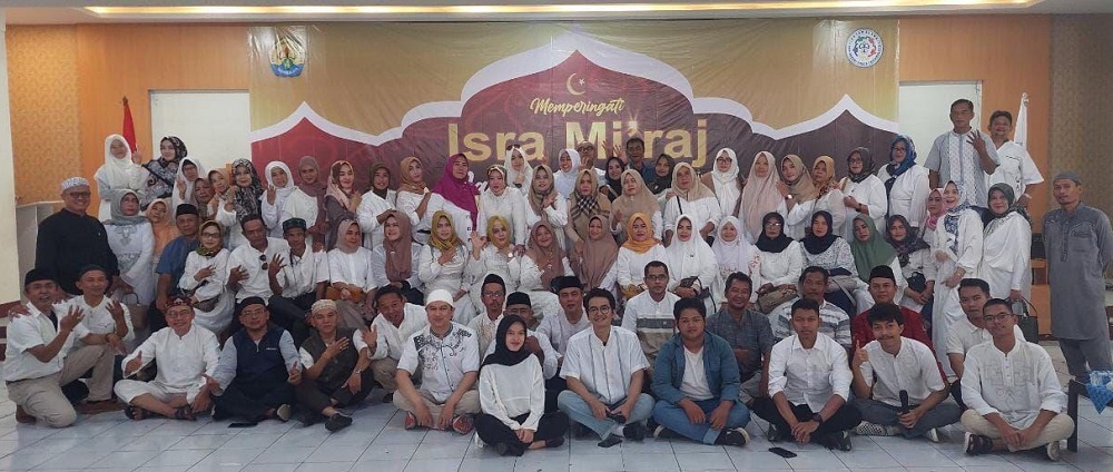 Ikatan Alumni SMPN 4 Kota Tasik Gelar Peringatan Isra Mi’raj, Ketum: Berlomba dalam Kebaikan
