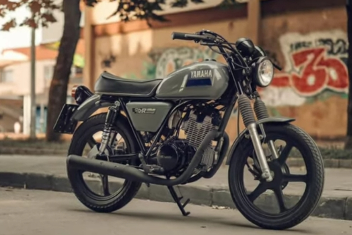 Siap Mengaspal! Yamaha RX100 Model 2025 Bawa Konsep Retro dan Fitur Modern