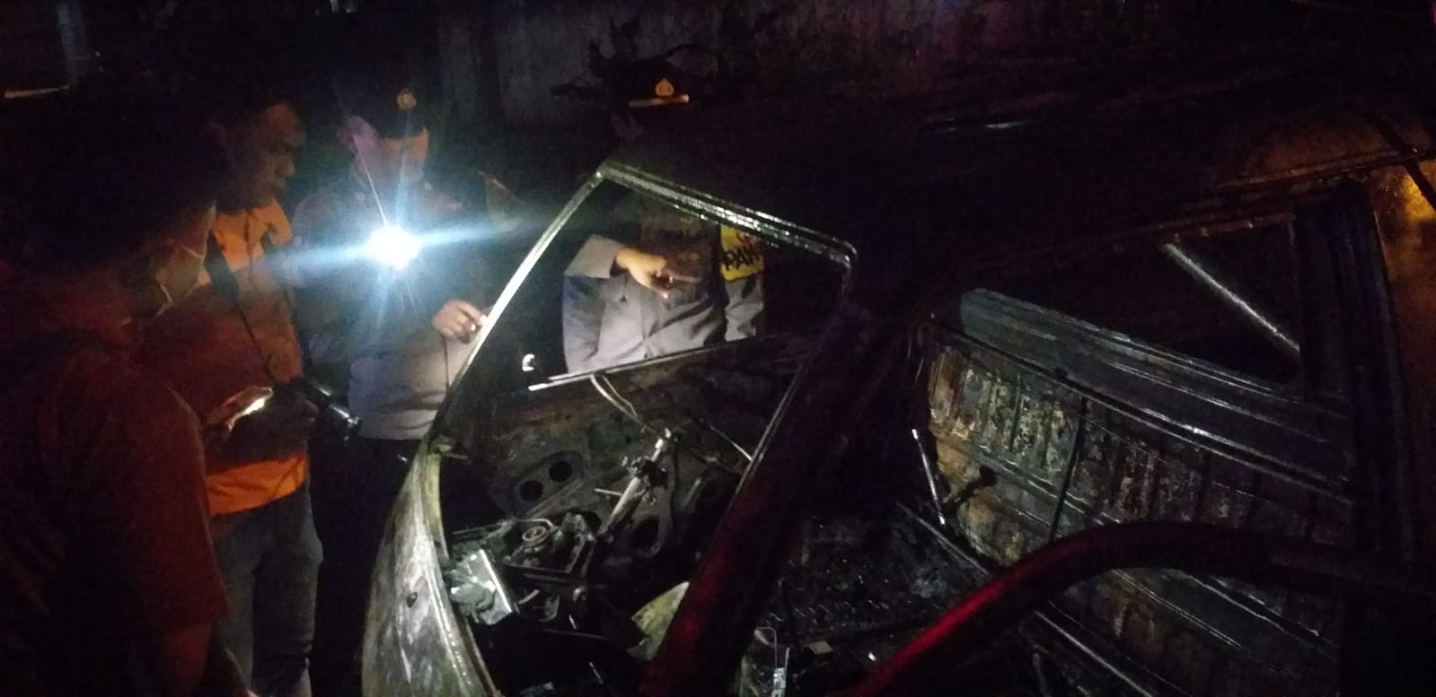Detik-Detik Mobil Pikap Pengangkut BBM Terbakar di Dekat Cikurubuk Tasik: Tiba-Tiba Ada Api di Bawah Mobil