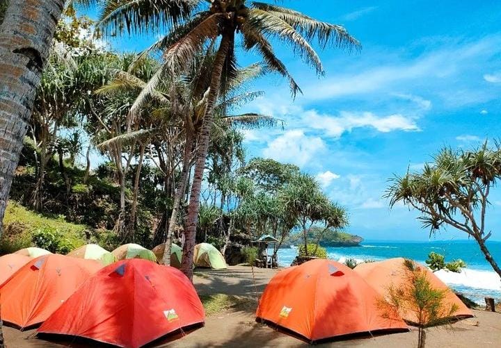 Destinasi Wisata Pangandaran, Pantai Madasari Jadi Rekomendasi Pantai yang Cocok untuk Wisata Keluarga