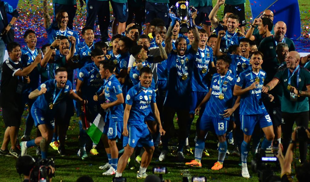 Bobotoh, Jersey Persib Juara Liga 1 2023-2024 Akan Dilelang, Ini Link-nya dan Cara Mendapatkannya