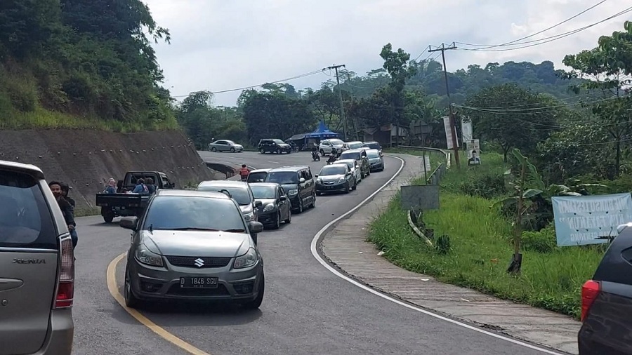 Masuk Hari Kedua Lebaran, Arus Mudik dan Arus Balik di Jalur Gentong Kembali Padat