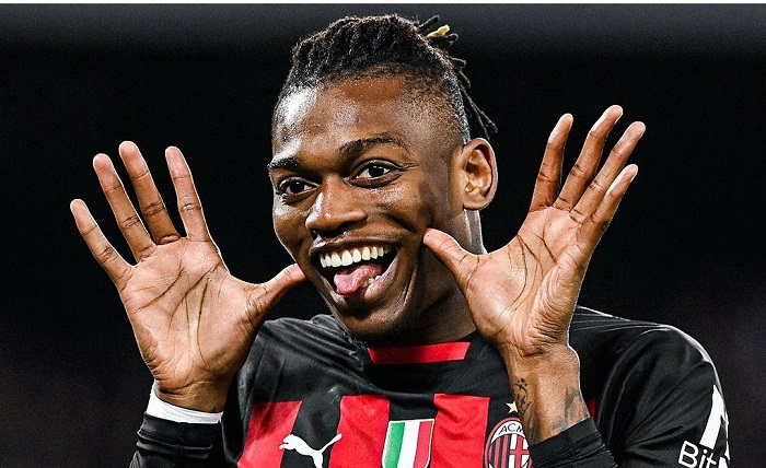 Luca Serafini Tak Setuju dengan Sacchi yang Anggap Rafael Leao Membuat AC Milan Tak Bisa Bermain Kolektif