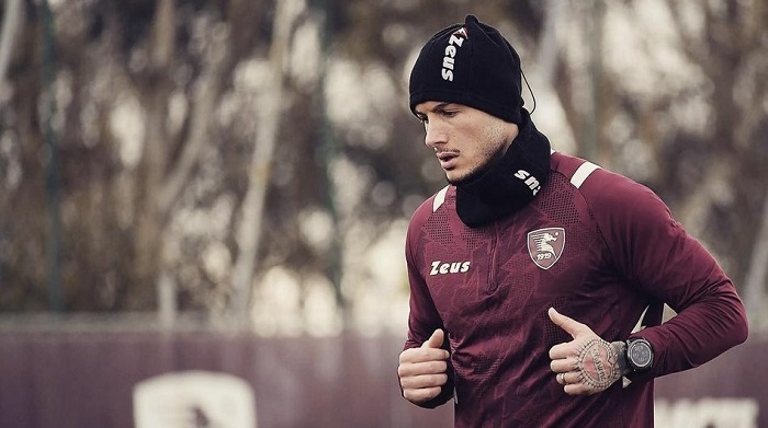 Paolo Maldini Ditawari Bek Sayap Salernitana, Barter dengan Yacine Adli atau Lorenzo Colombo