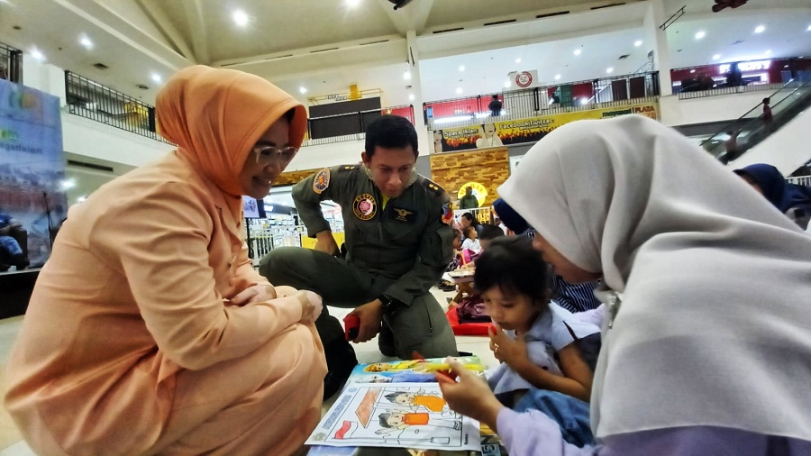 Angkasa Expo 2023 Lanud Wiriadinata di Mayasari Plaza Diserbu Anak-anak PAUD