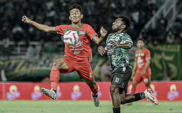 Bruno Moreira Bawa Persebaya Menang 1-0 atas PSS Sleman, Laga Dihiasi Banyak Peluang, Siapa Pemain Terbaik?