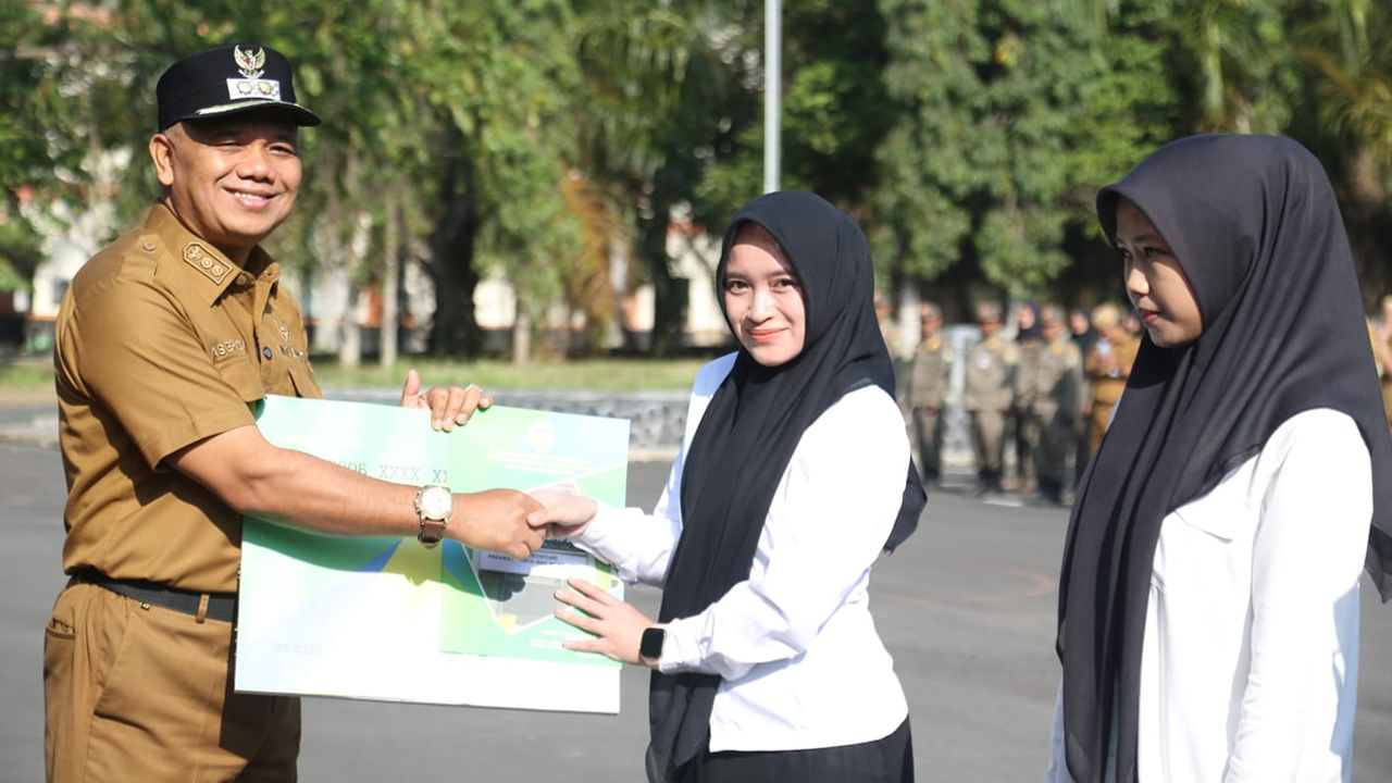 245 Lulusan Kuliah Diterjunkan ke Dunia Kerja